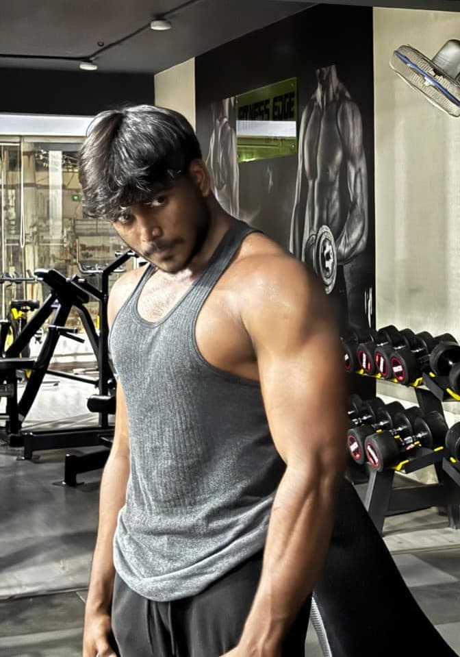 Headshot of trainer K Vivek